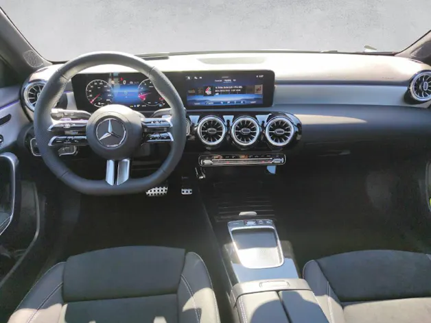 Mercedes-Benz A 200 AMG Line Night Star