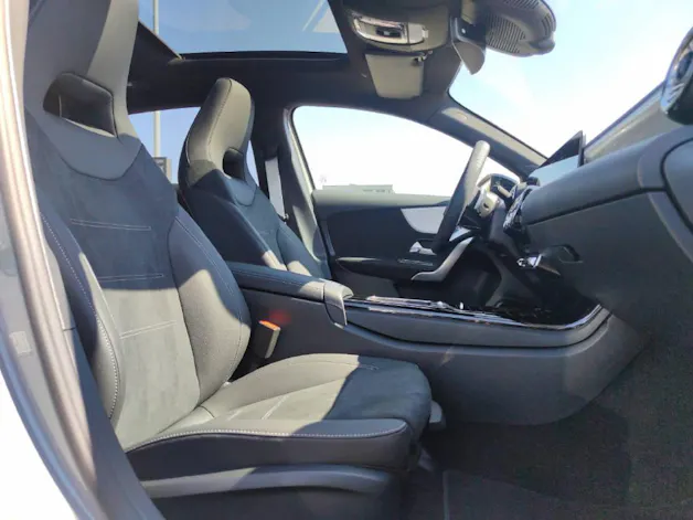 Mercedes-Benz A 200 AMG Line Night Star
