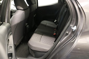 Vehicle image TOYOTA Yaris 1.5 VVT-i HSD Trend