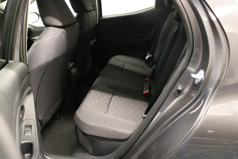 Vehicle image TOYOTA YARIS