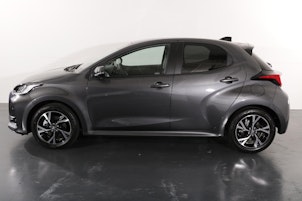 Vehicle image TOYOTA Yaris 1.5 VVT-i HSD Trend