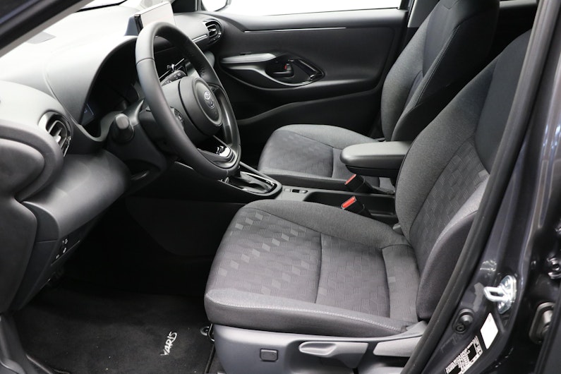 Vehicle image TOYOTA YARIS