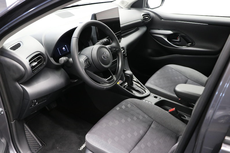 Vehicle image TOYOTA YARIS