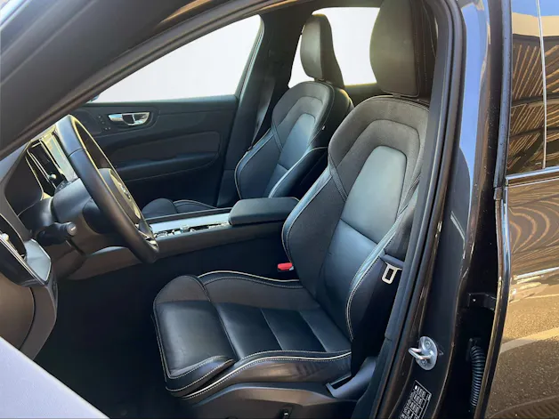 Volvo XC60 2.0 T8 TE Plus Dark eAWD
