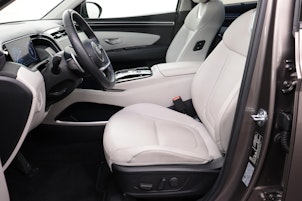 Vehicle image HYUNDAI Tucson 1.6 T-GDi PHEV Vertex 4WD