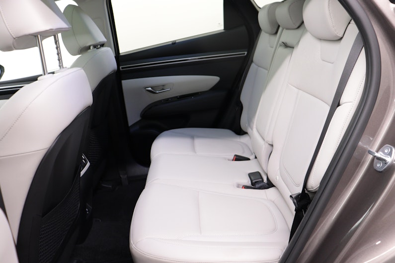 Vehicle image HYUNDAI TUCSON