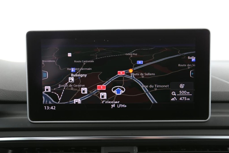 Vehicle image AUDI A4