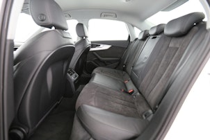 Vehicle image AUDI A4 2.0 TFSI 252 quattro S-Tronic