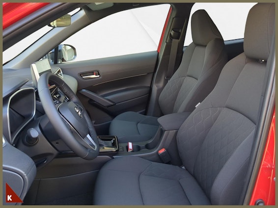 Vehicle image 8 Vehicle image 8