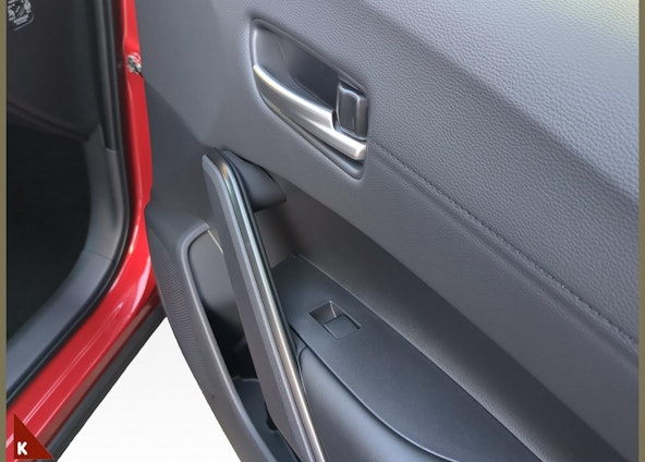 Vehicle image 16 Vehicle image 16