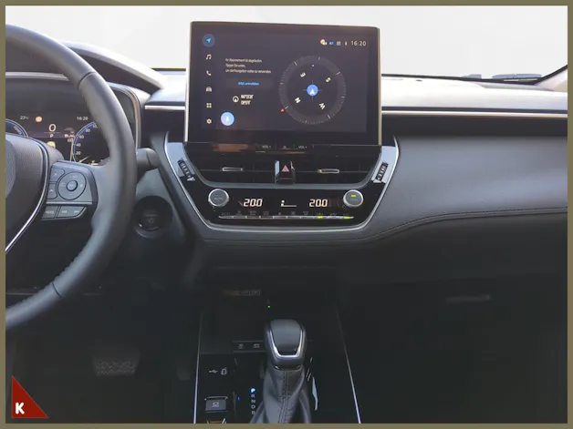 Toyota Corolla Cross 2.0 HSD Trend AWD-i