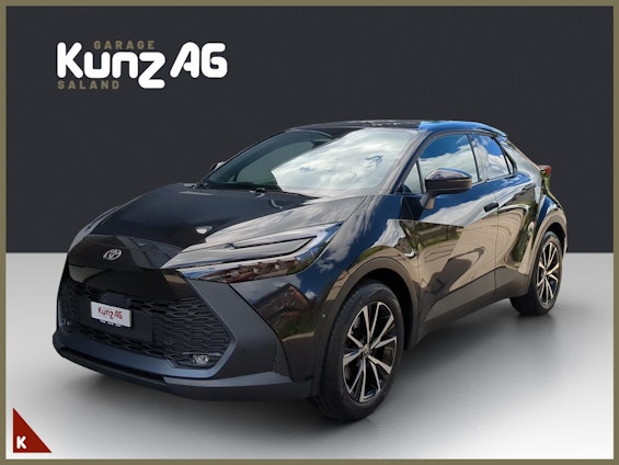 First vehicle image