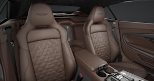 Vehicle image ASTON MARTIN Vanquish Volante 5.2 V12 Bi-Turbo