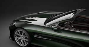 Vehicle image ASTON MARTIN Vanquish Volante 5.2 V12 Bi-Turbo