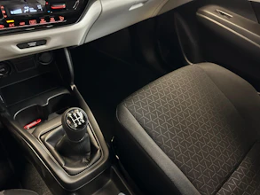 https://vehicle.imgix.net/4010309/87ba9de0-2b3a-42f4-b795-43d9bfd8526a.jpg