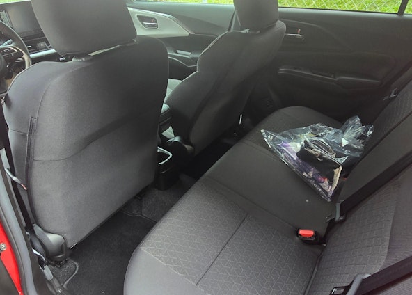 Vehicle image 3 Vehicle image 3