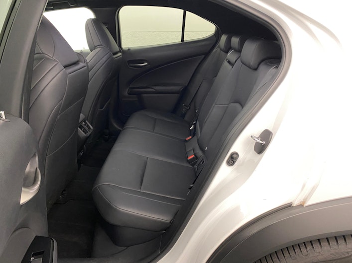 Vehicle image LEXUS UX