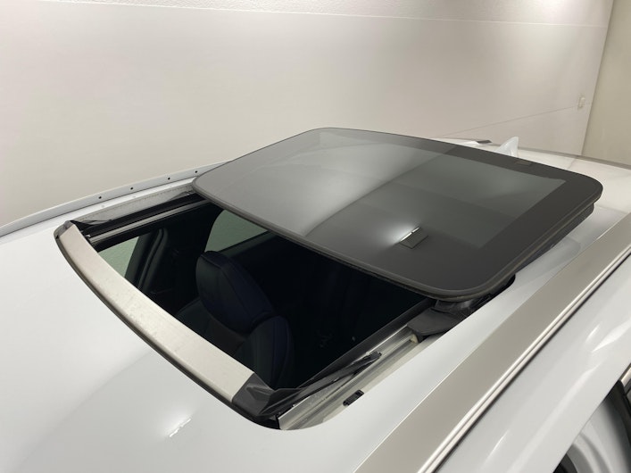 Vehicle image LEXUS UX