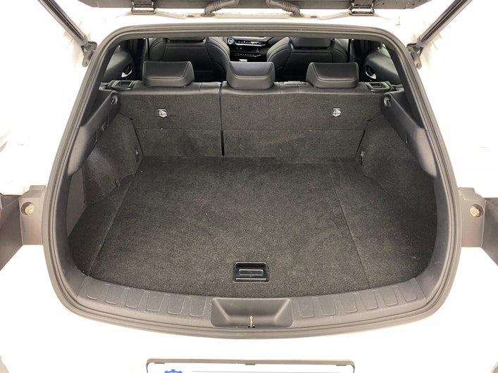 Vehicle image LEXUS UX