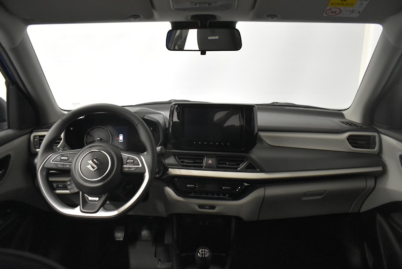 Vehicle image SUZUKI SWIFT