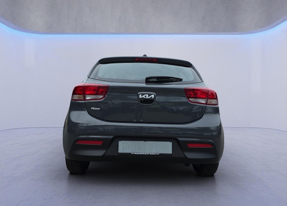 Vehicle image 3 Vehicle image 3