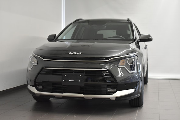 First vehicle image