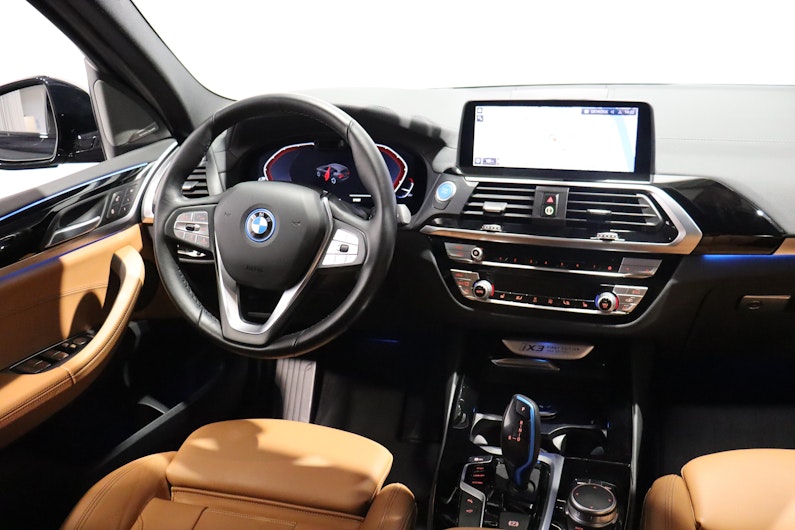 Vehicle image BMW iX3