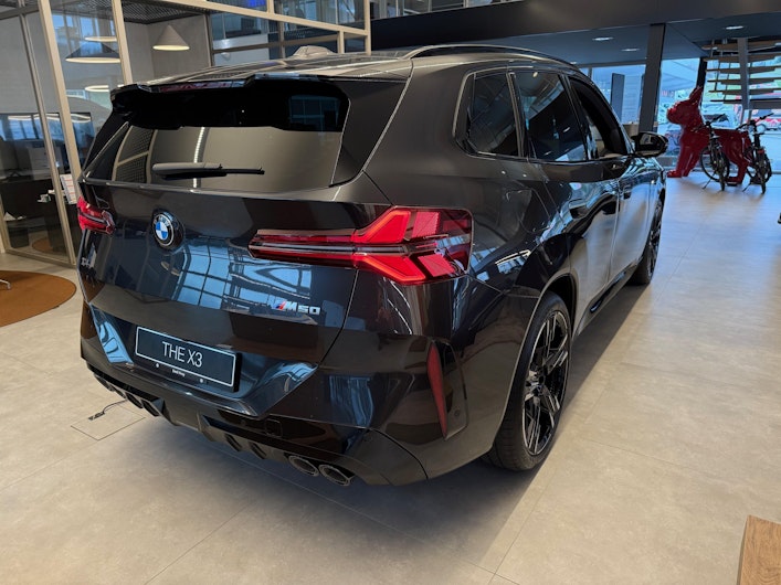 Vehicle image BMW X3