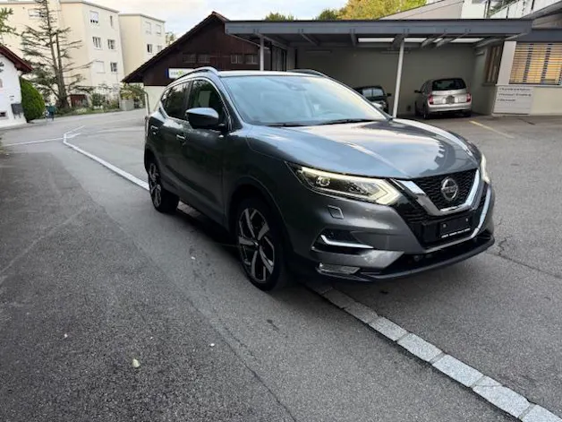 Nissan Qashqai 1.3 DIG-T 160 Tekna