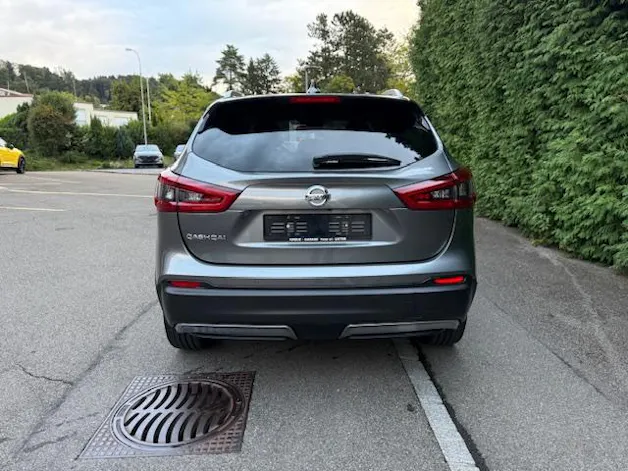 Nissan Qashqai 1.3 DIG-T 160 Tekna
