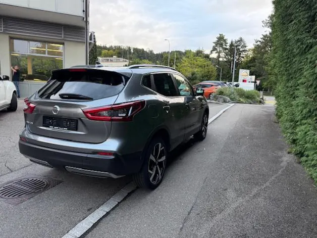 Nissan Qashqai 1.3 DIG-T 160 Tekna