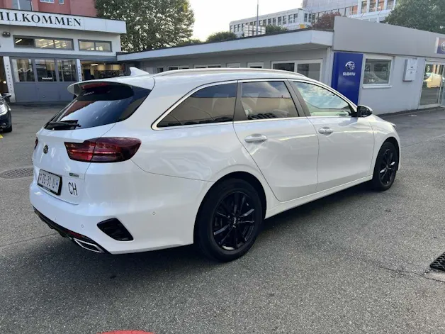 Kia Ceed SW 1.6 GDi Plug-in Hybrid Style