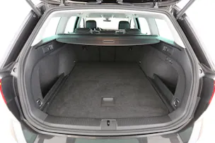 VW Passat Variant 2.0 TDI 200 75 Edition DSG 4m