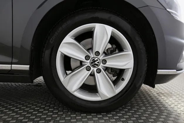 VW Passat Variant 2.0 TDI 200 75 Edition DSG 4m