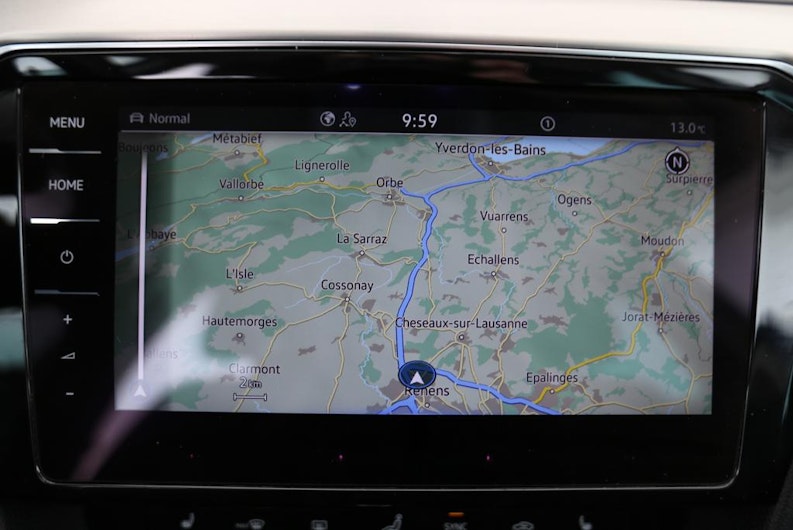 Vehicle image VW PASSAT