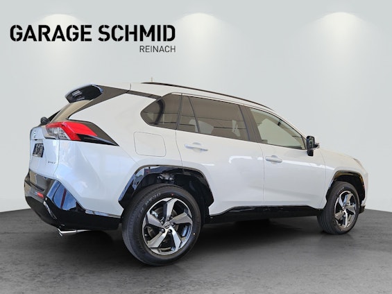 Vehicle image 6 Vehicle image 6