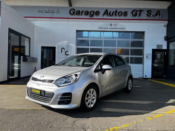 First vehicle image First vehicle image