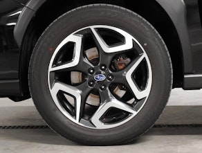 Vehicle image SUBARU XV 2.0i e-Boxer Luxury