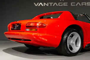 Chrysler Viper RT/10
