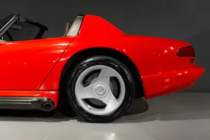 Chrysler Viper RT/10