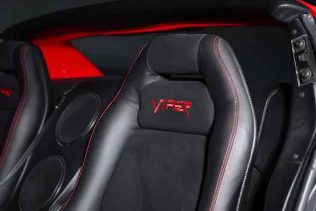 Chrysler Viper RT/10