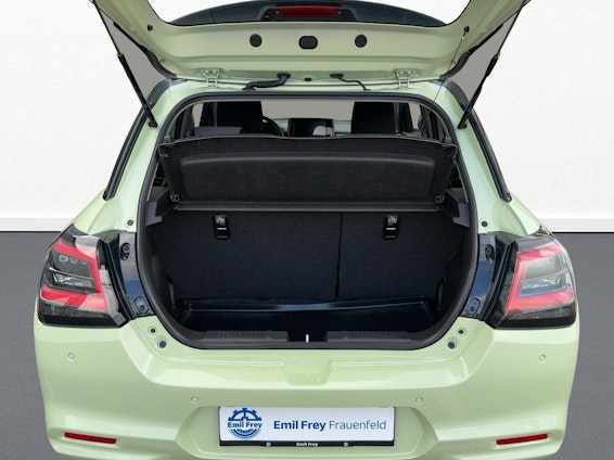 Vehicle image 11 Vehicle image 11