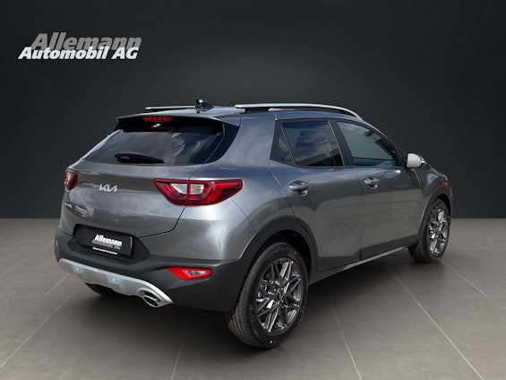 Vehicle image 5 Vehicle image 5