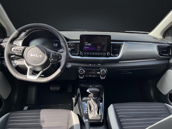 Vehicle image 9 Vehicle image 9