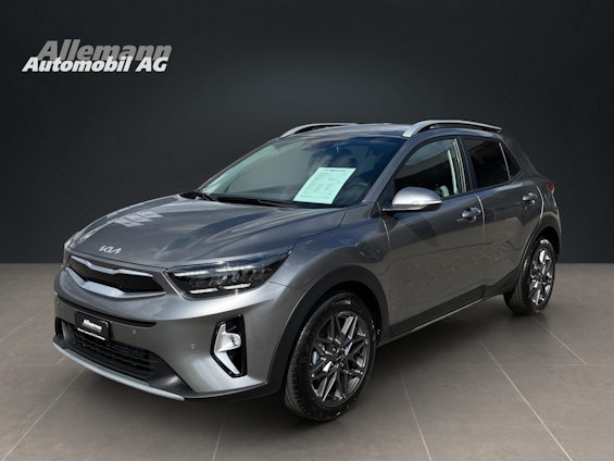 First vehicle image First vehicle image