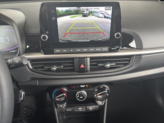 Vehicle image 9 Vehicle image 9