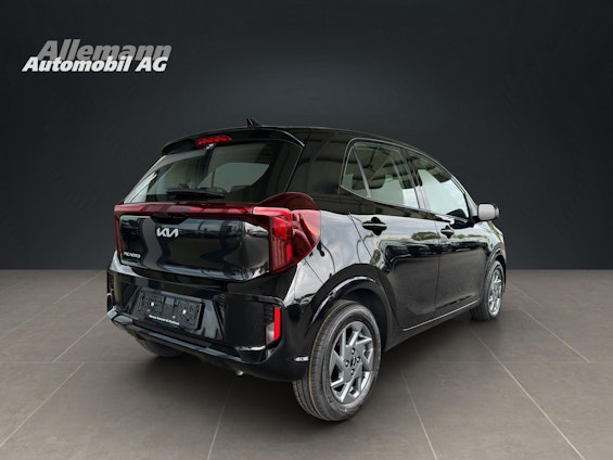 Vehicle image 5 Vehicle image 5