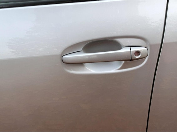 Vehicle image 18 Vehicle image 18