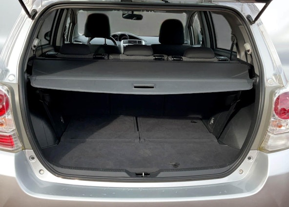 Vehicle image 9 Vehicle image 9