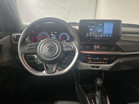 Vehicle image 6 Vehicle image 6